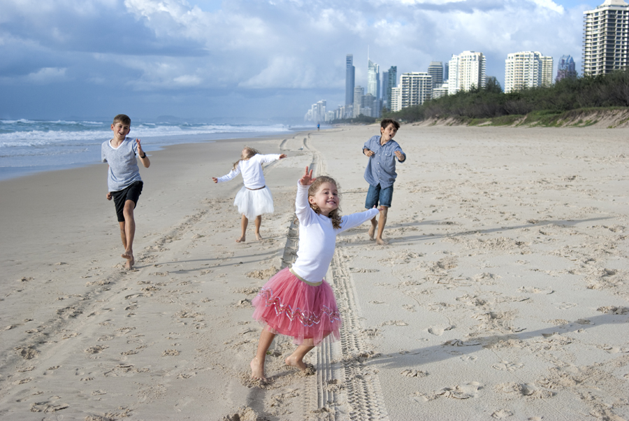 Family photo session on a Gold Coast Beach